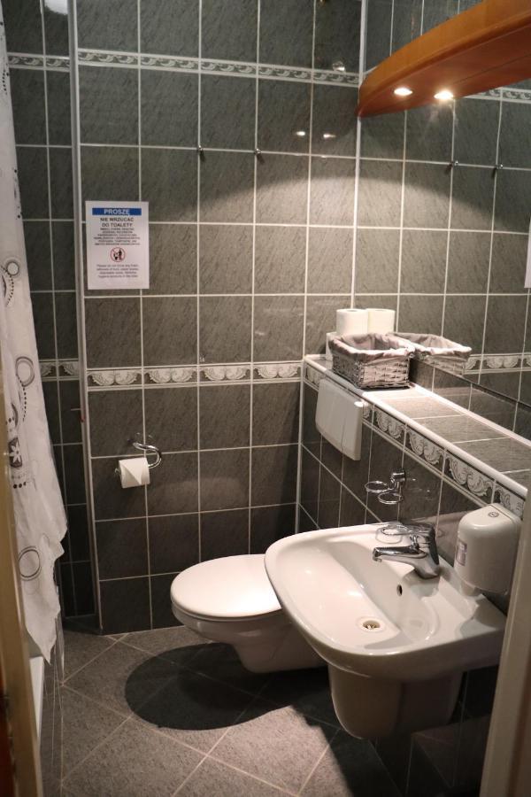 Hotel Rytwiany Palac Екстер'єр фото